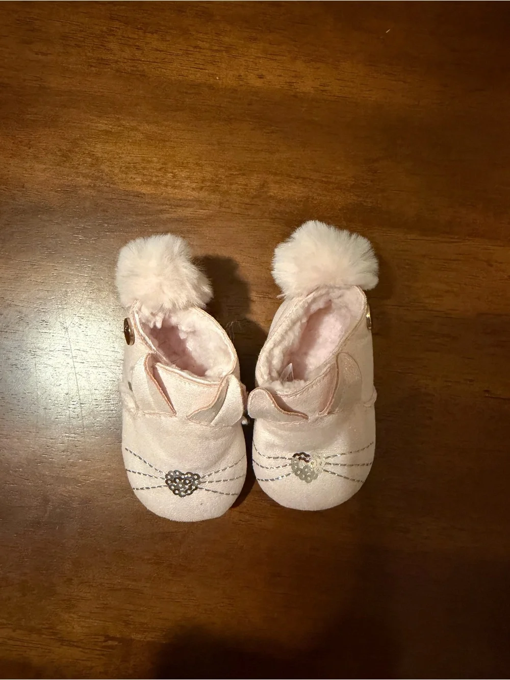Pink Pom Baby Shoes - Soft Cozy Slip-Ons newborn baby size 1 (0-3 months)